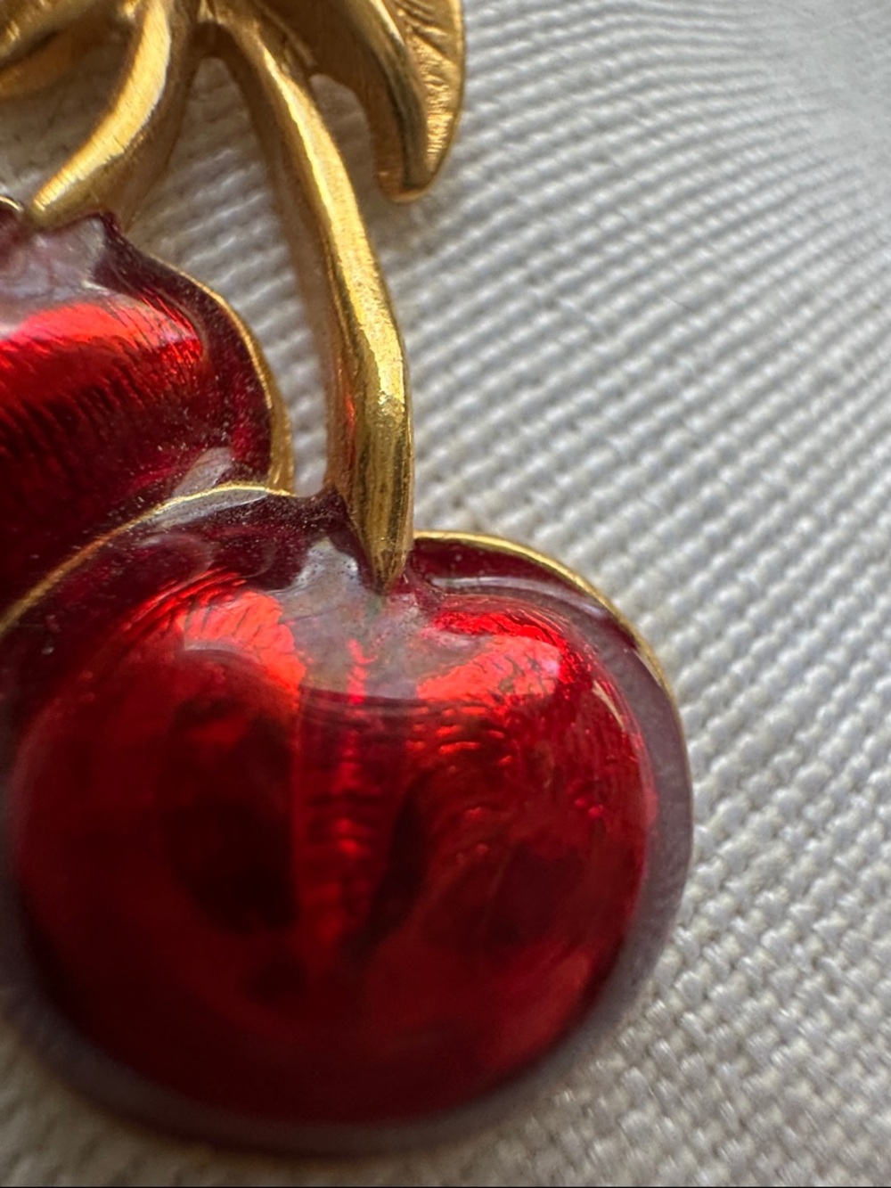 Avon Vintage Red Enamel and Gold-Tone Cherry Drop Post back Earrings - Picture 5 of 11
